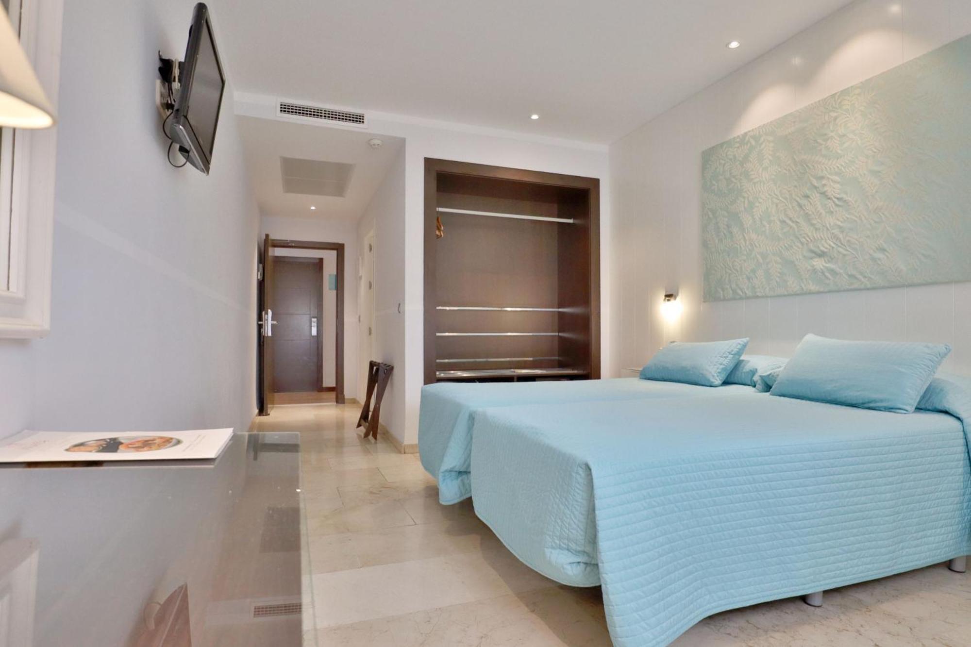 Hotel Oasis Córdoba Szoba fotó